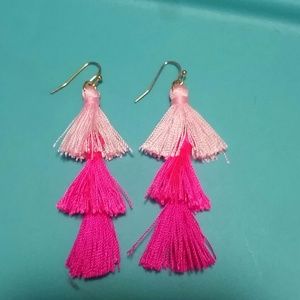 Hot pink,nwot earrings